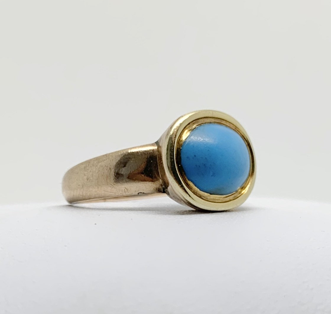 Georgian Turquoise Cabochon 9ct Yellow Rose Gold Ring c.1780