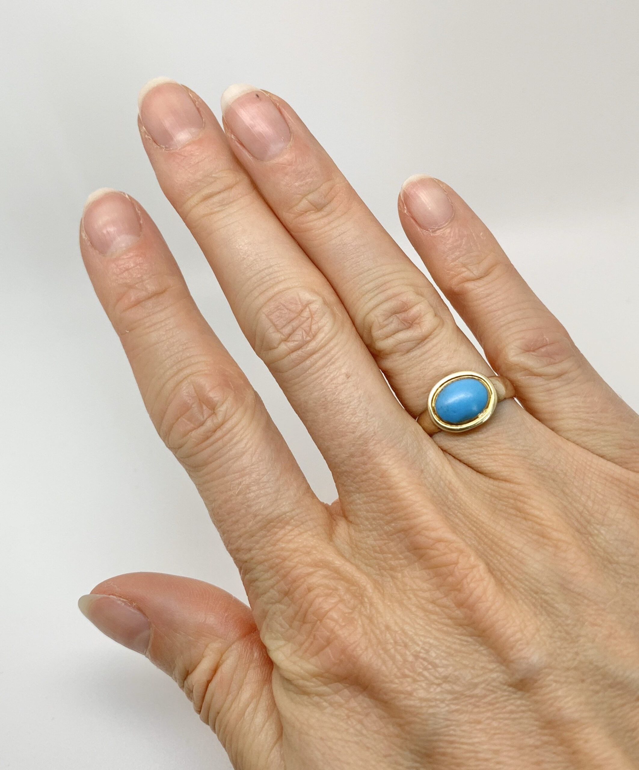 Georgian Turquoise Cabochon 9ct Gold Ring c.1780s - Image 2