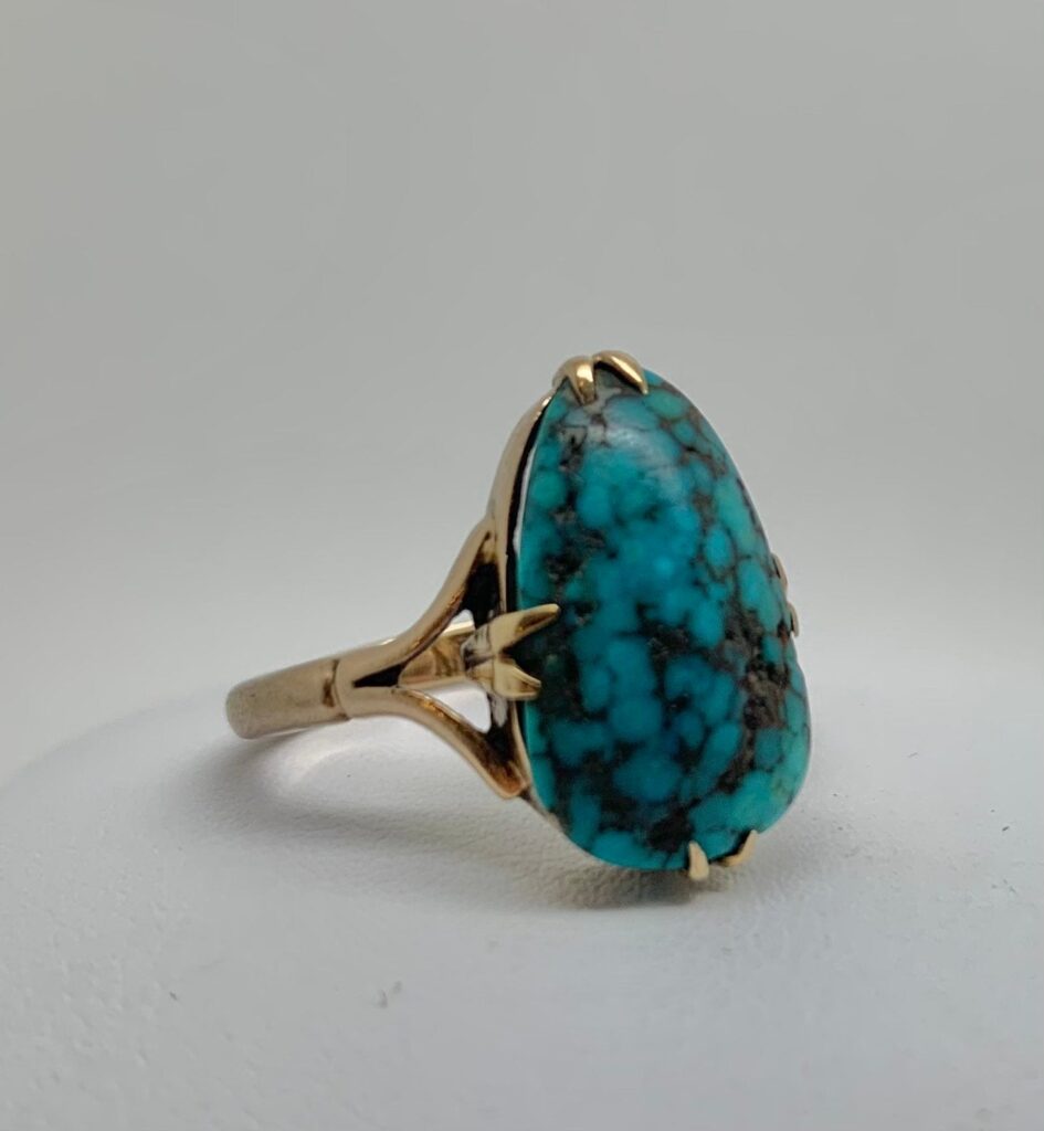 Arts & Crafts Turquoise Matrix 9ct Yellow Gold Ring c1900