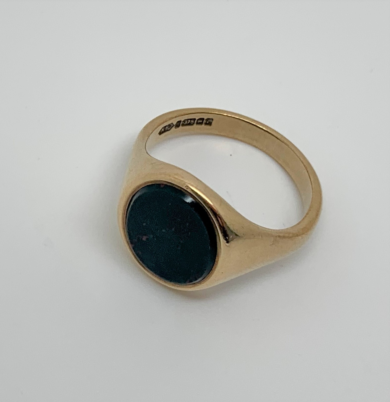 Vintage 1970s Bloodstone Gold Gents Signet Ring