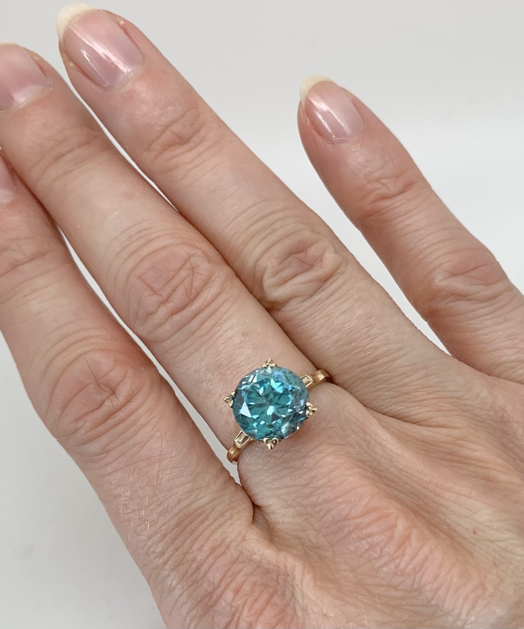 00769 Antique Art Deco Natural Blue Zircon Rose Gold Solitaire Ring 1920s