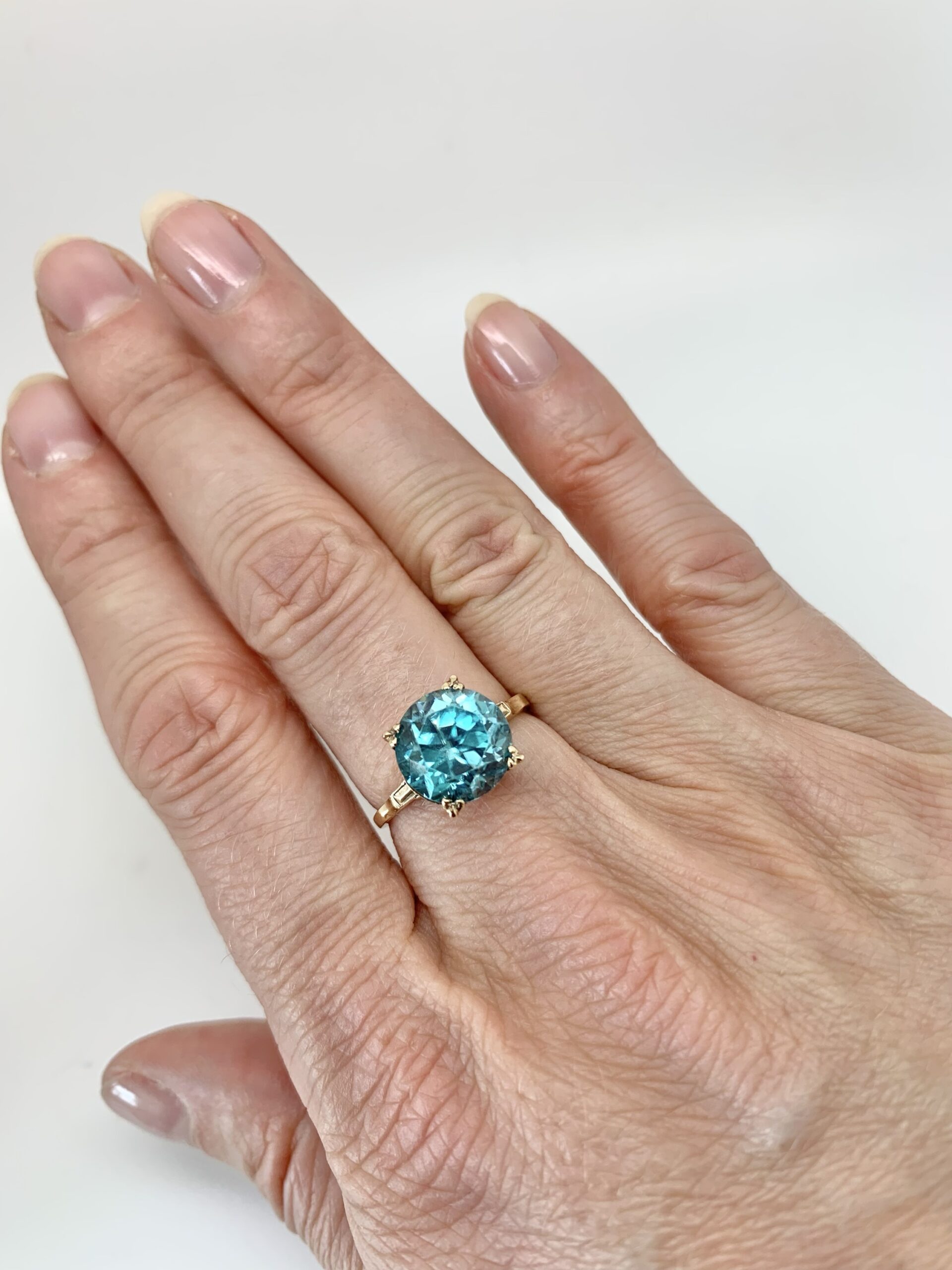 00769 Antique Art Deco Natural Blue Zircon Rose Gold Solitaire Ring 1920s