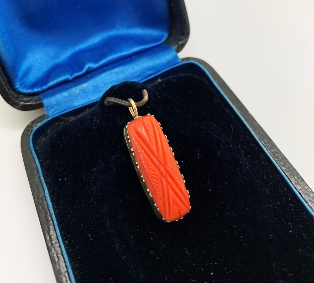 00188 Antique Georgian Carved Geometric Coral Mourning Hobnail Gold Charm Pendant