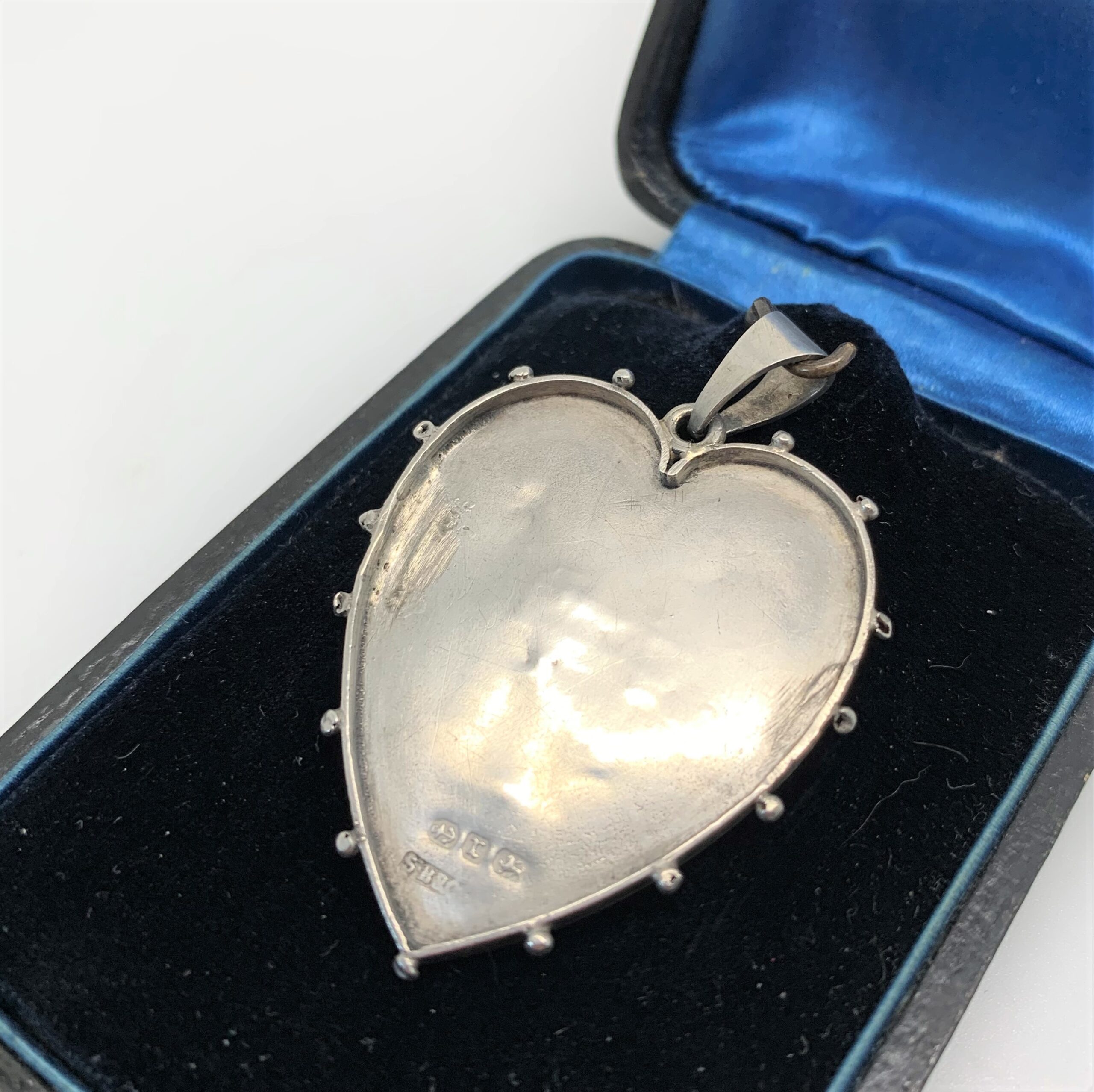 01150 Souvenir Brecon Castle Heart Pendant Victorian (3)