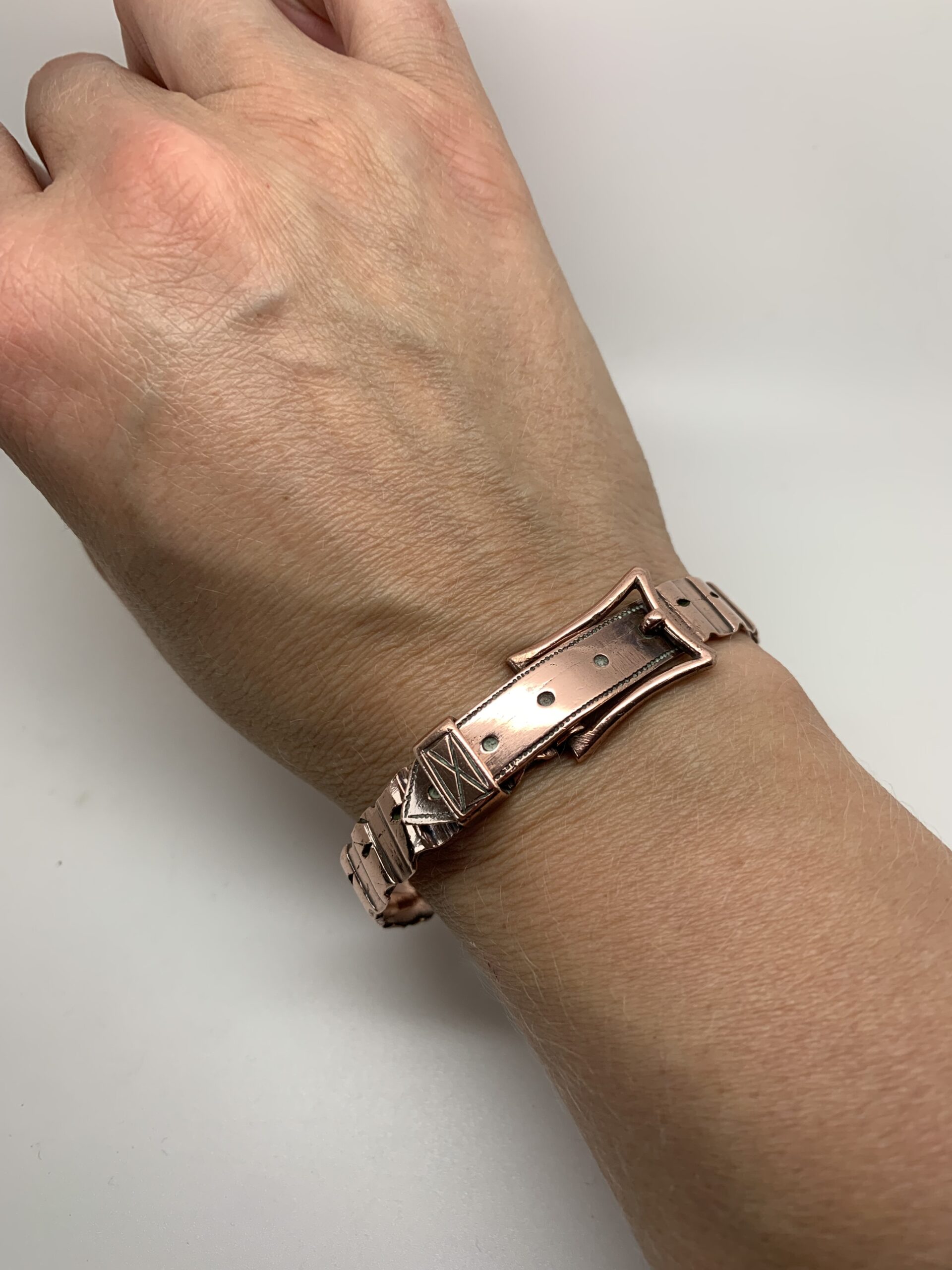 01117 Antique Copper WWI Trench Art Sweetheart Shell Buckle Bracelet