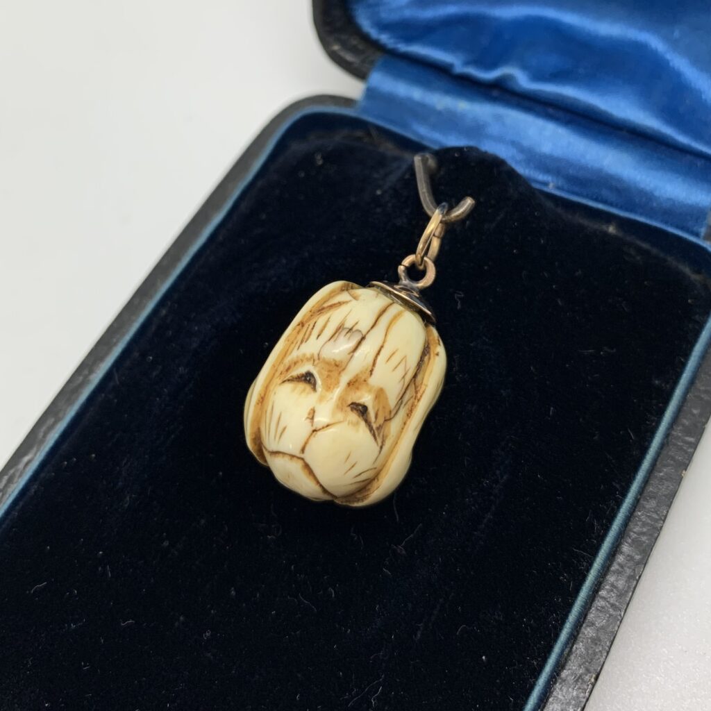 Meji Antique Victorian Ivory Japanese Ojime Face Grotesque Monkey Dog Animal Mask Charm Pendant Gold