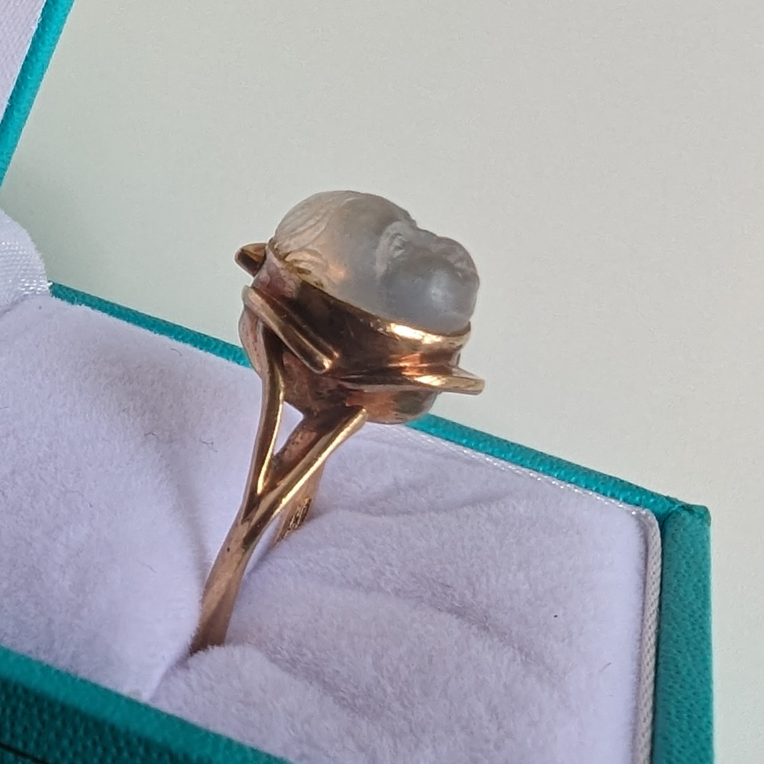 Rare Victorian Carved Moonstone Cherub Baby Face Gold Ring c.1900 - Image 7