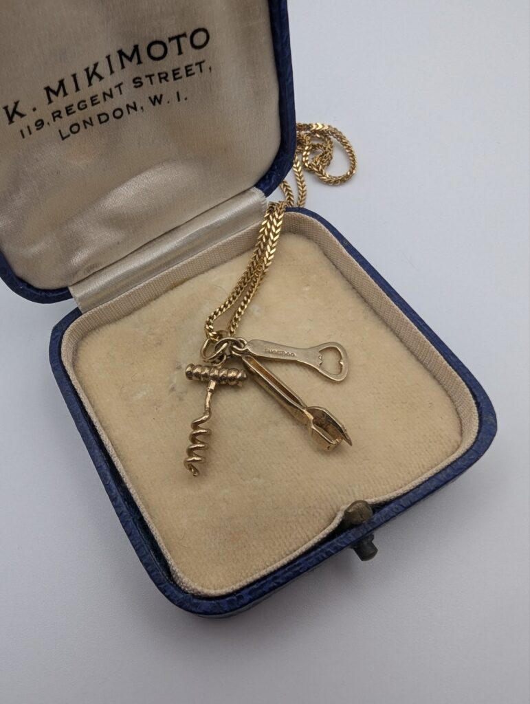 9ct Yellow Gold Cocktail Charm Pendant - London 1965 01201