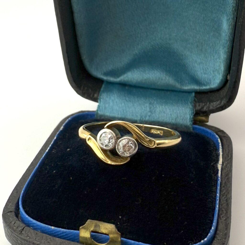 Art Nouveau Diamond 18ct Yellow Gold Two Stone Moi Et Toi Ring